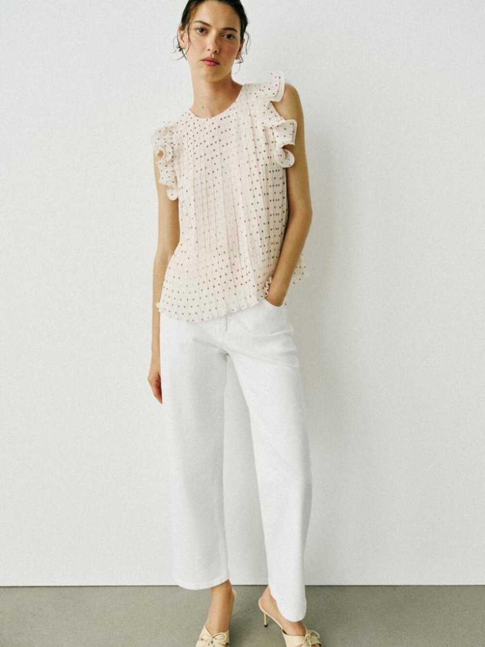 Zara White Z1975 High Rise Straight Jeans Size 2 - Picture 1 of 5